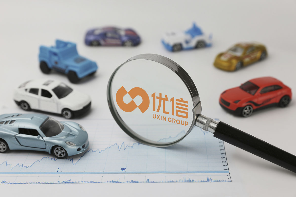 用java制作歡迎使用答答租車系統租車請按1退出請按0您可租車的類型及價目表序號 直型 租金	容量	1 奥迪	500元天	4人	2 馬自達 500元天	4人	3 金龍 800元天	20人	4 松花江 400元天	4吨	5 依維柯	1000元天	20吨	6 皮卡	450元天	4人2吨	请输入您要租车的种类数2请输入您要租车的第1种车的序号请输入您要租车的第2种车的序号请输入您要租车的天数奥迪 依維柯