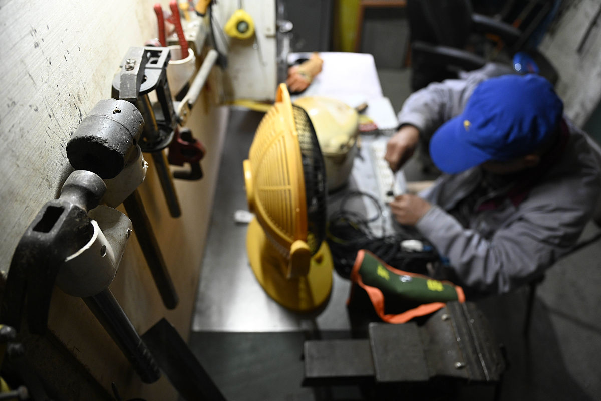 现在男生上技校什么专业挣钱多