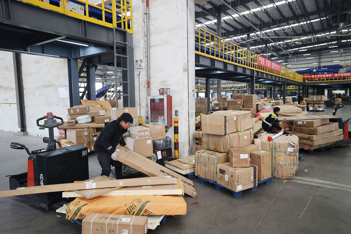 南宁中专现代物流专业：未来发展新选择