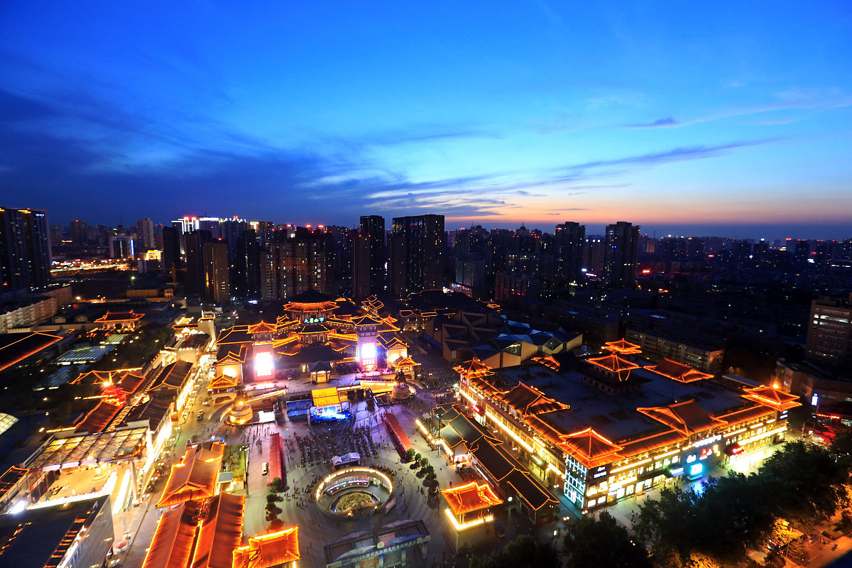 2014年6月29日,西安,大唐西市夜景.