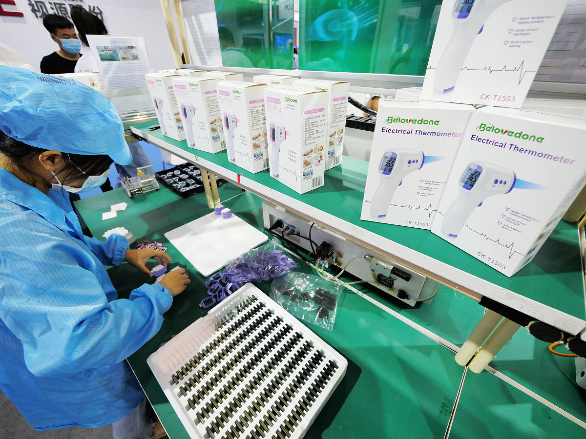 2个月宝宝发烧多少度？正常体温及判断方法