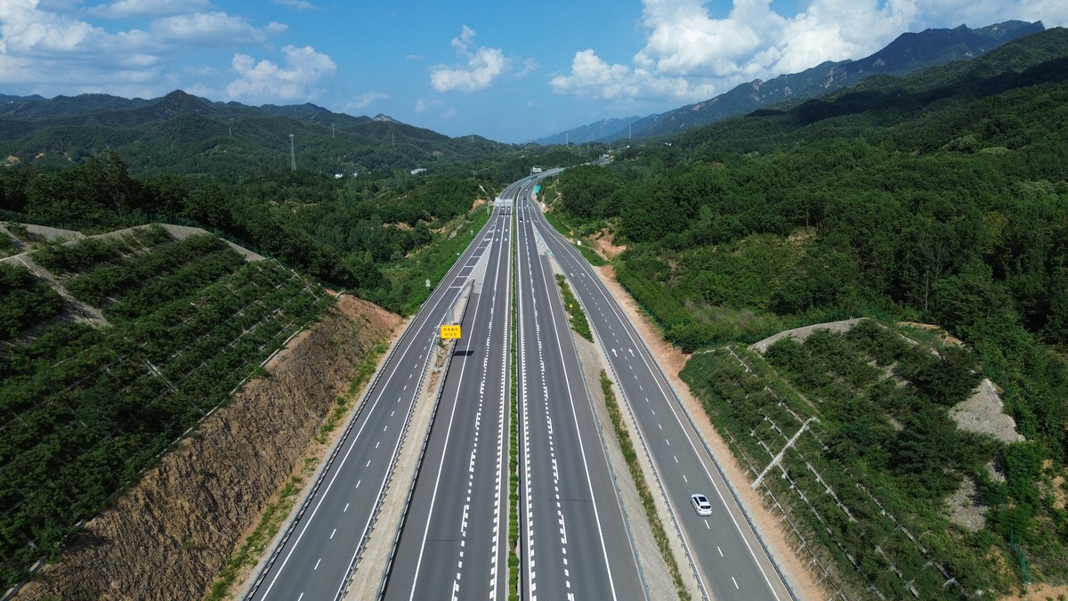 收费公路发展现状与未来展望：高速公路为主导，路网建设持续推进