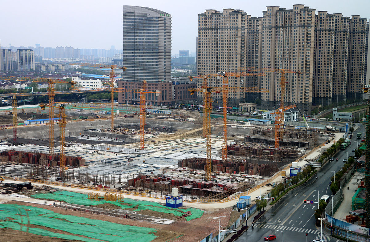 港务区绿地国港新里城二期房建项目施工现场安全控制技术应用研究