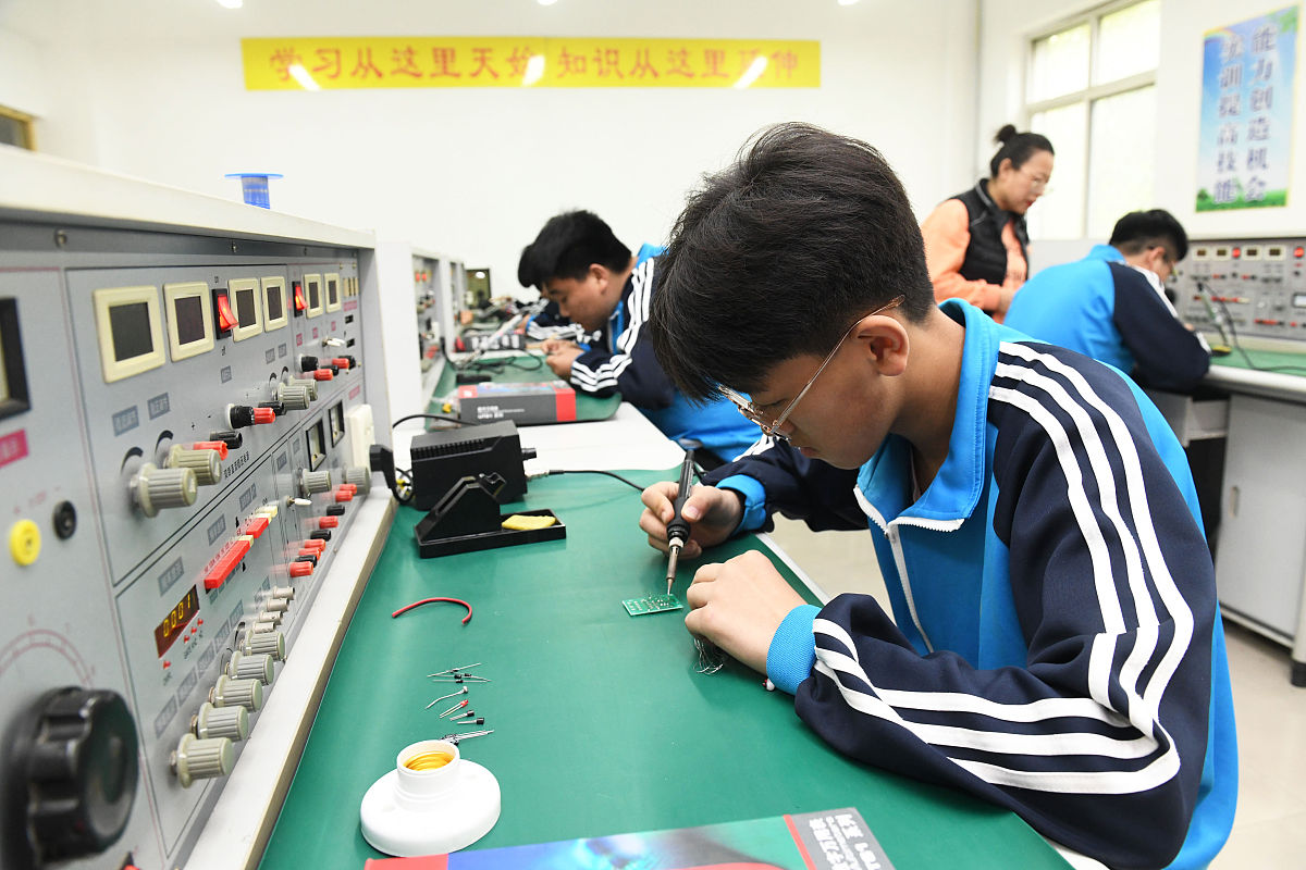 衡水劳动技工学校电工电子专业怎么样