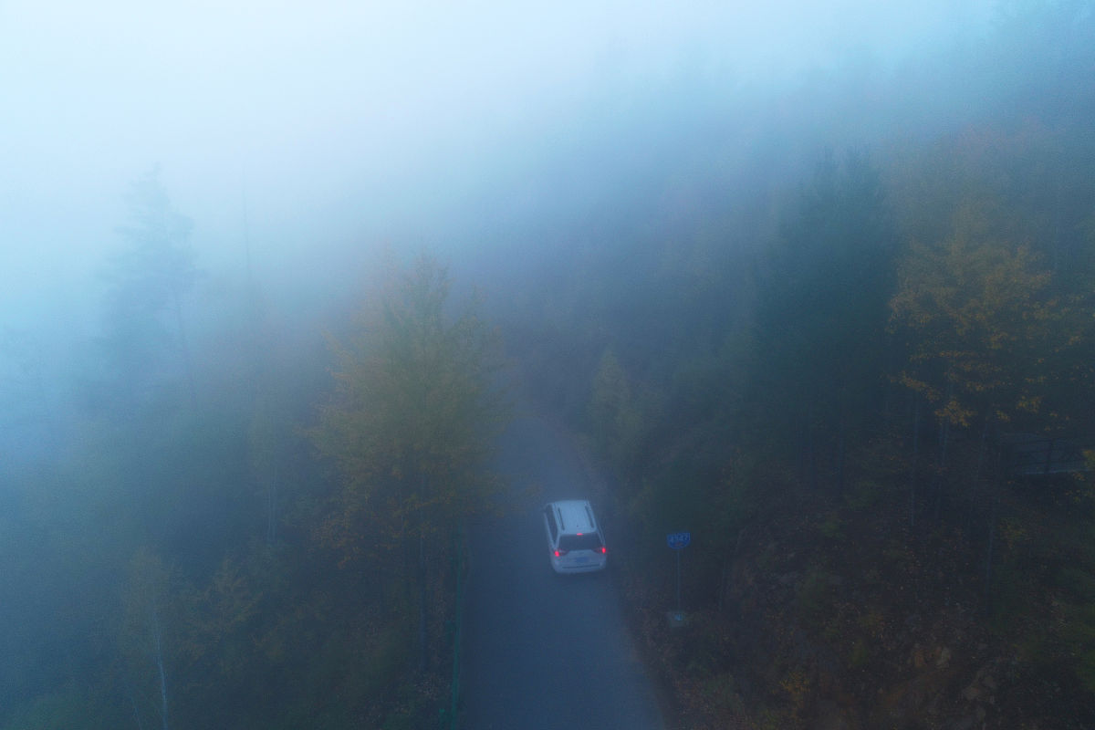 改写结合不同区域的地理特点及天气状况选择最优的映射函数模型可以改善该区域对流层延迟提高 GNSS 定位的精度。
