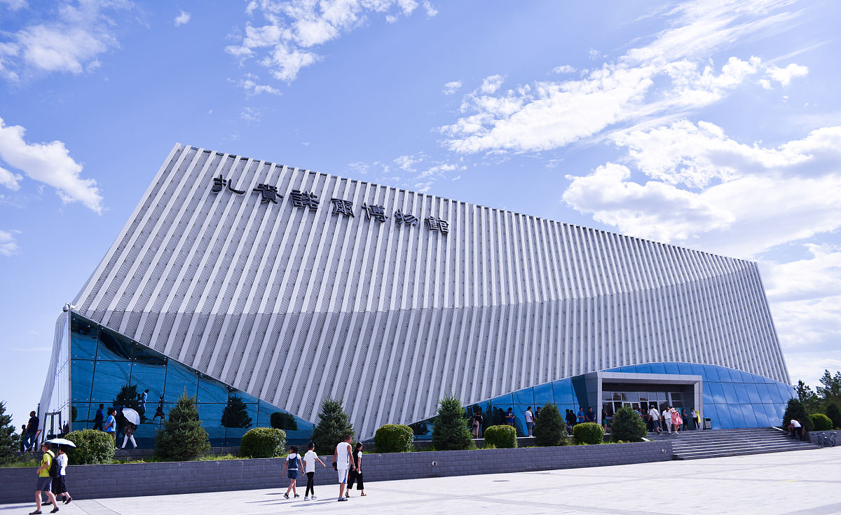 山东与广东图形面积对比回答加拓展。