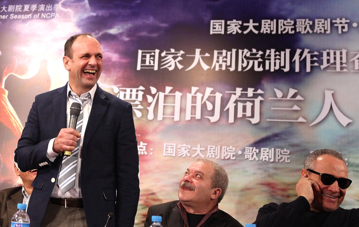 《大国能源》的作者