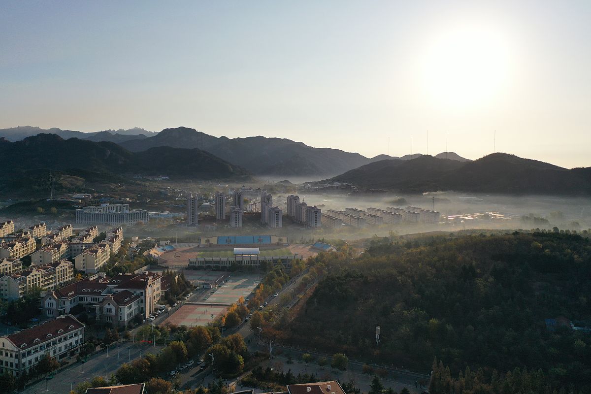 2020年11月11日,青岛,中国海洋大学崂山校区.