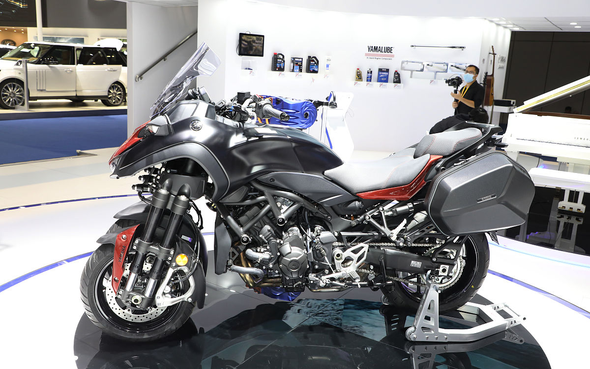 我现在在中国有两万元人名币我想买一辆摩托车排量在250cc要求性价比高提速快质量稳定你依照市面上的客观评价给我推荐三款中国内地的摩托车品牌车型