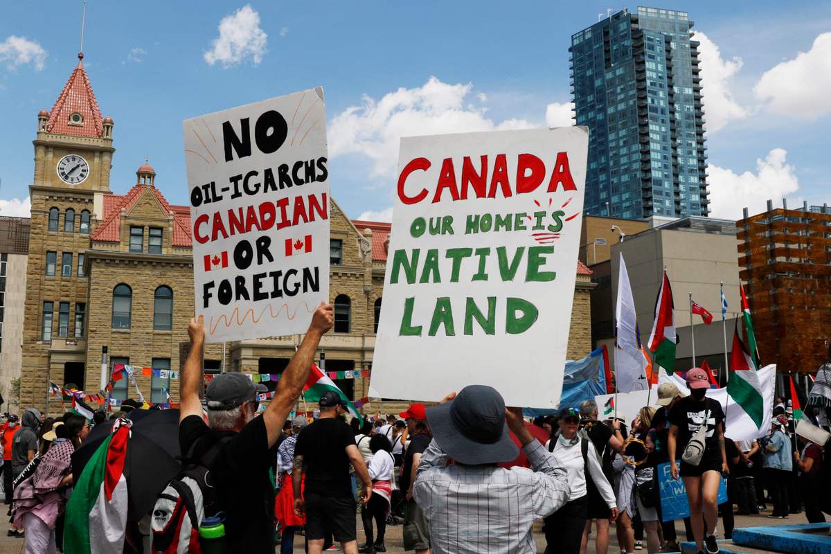 Conservative vs. Labour: The Two Major Political Parties in Britain