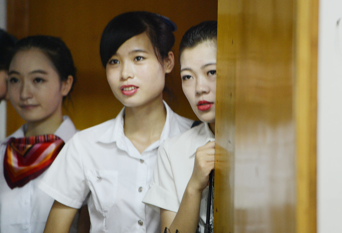 2019年应届高中生如何成为空姐：准备指南
