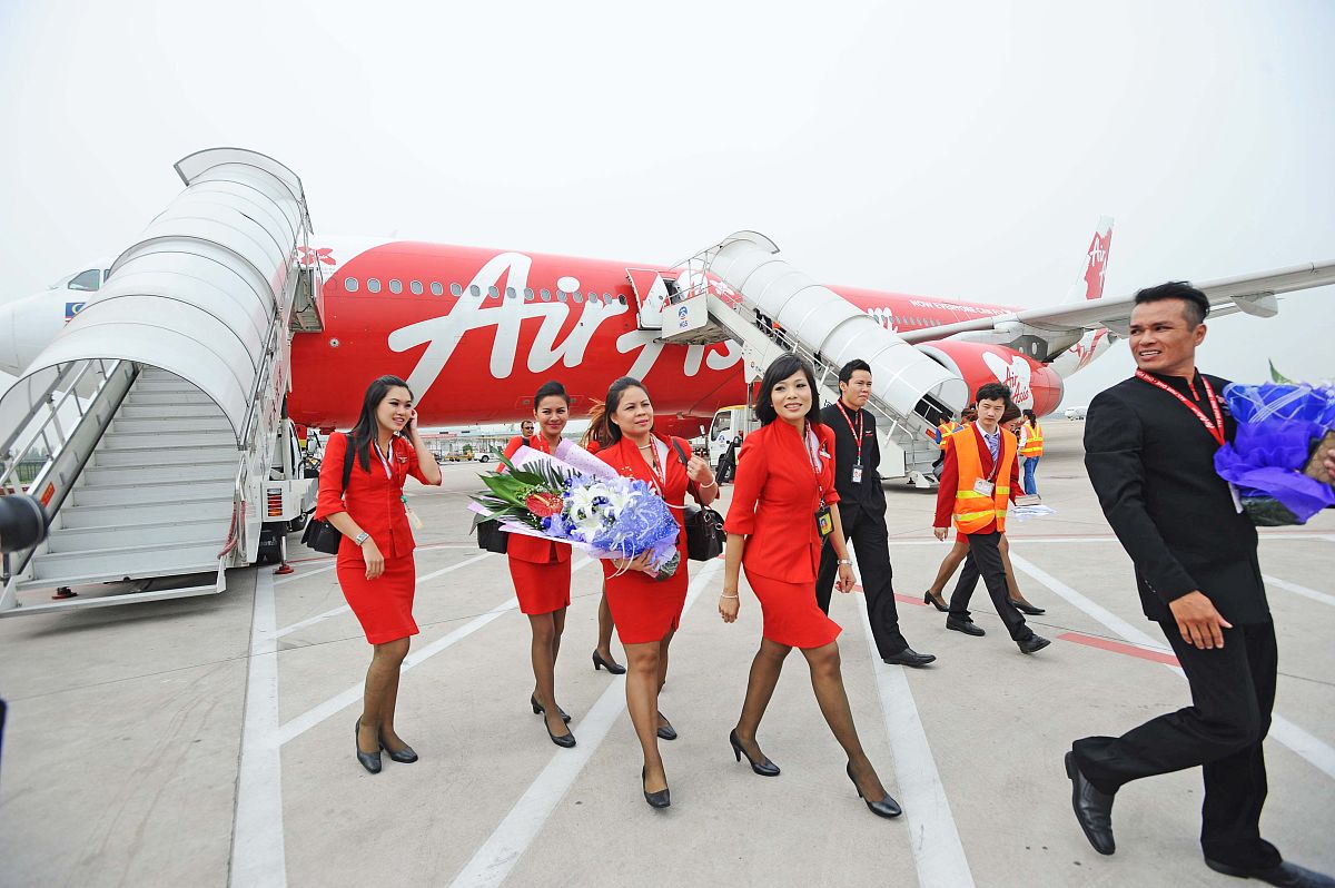 昆明工艺美术学校航空空乘专业招生：选择指南