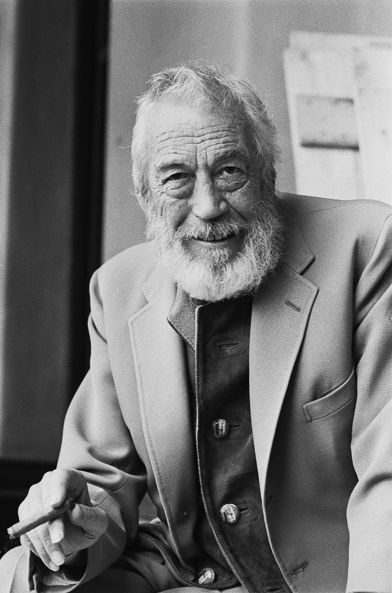 《The Man Who Would Be King》读后感：贪婪、权力与人性 |  300字