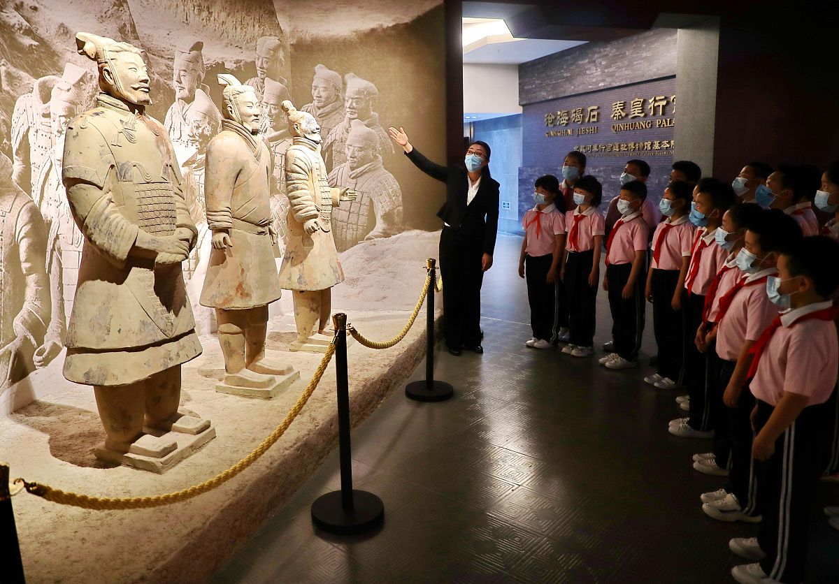 河南平顶山外国语学校2023年招生电话 - 如何了解招生信息