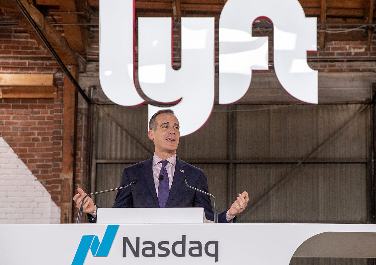 5 CEOs Forced Out: Impact on Company Performance