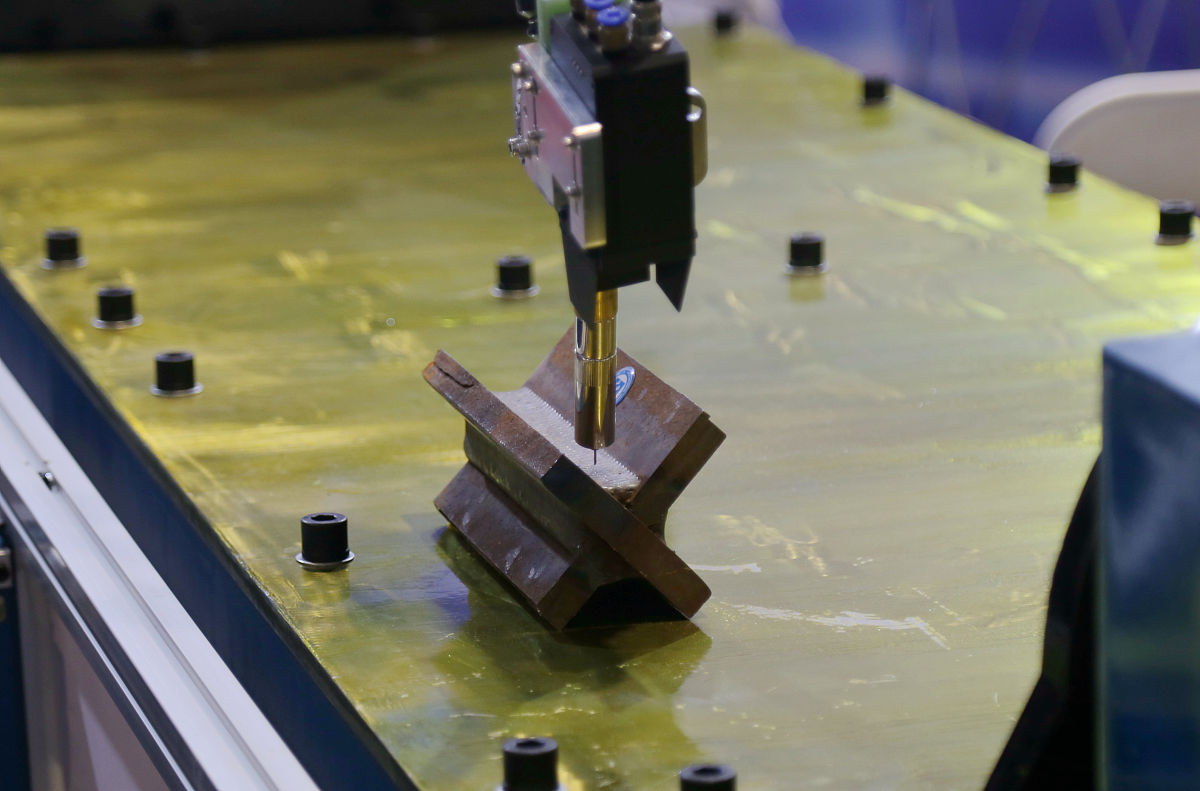 线切割操作步骤详解：从准备到完成，一步步教你掌握技巧