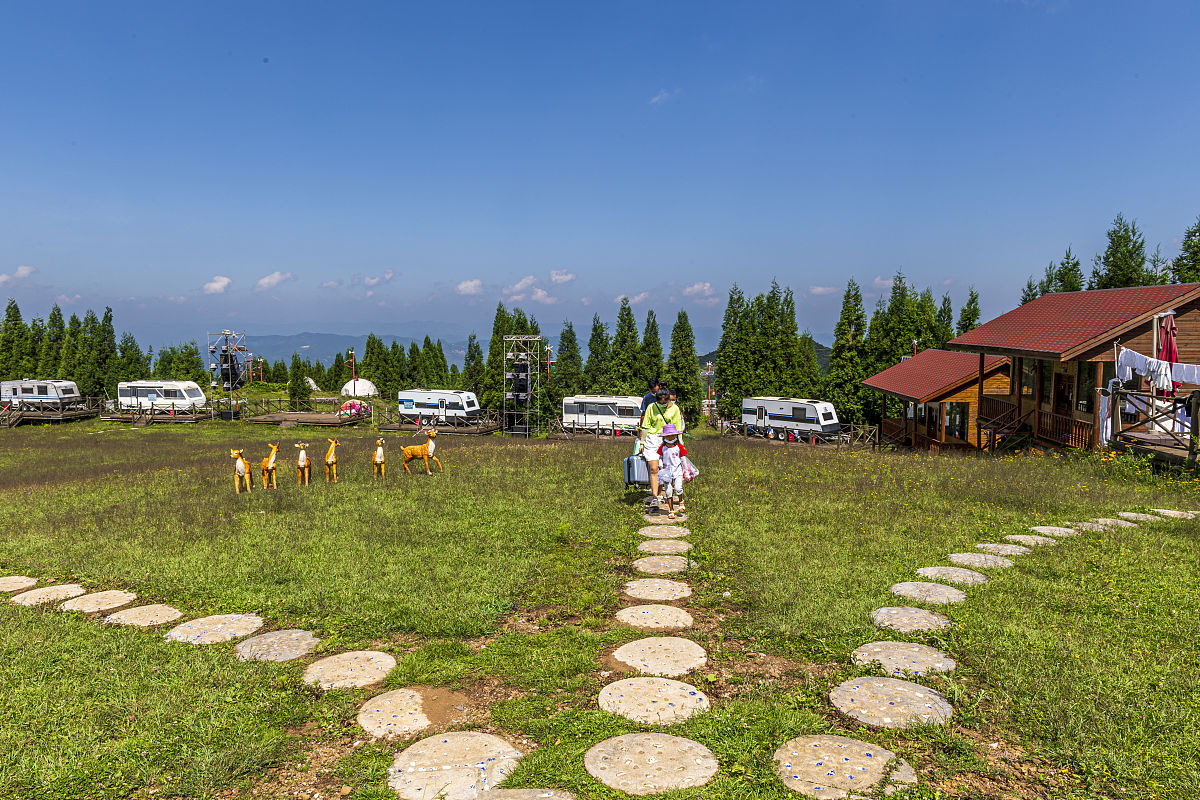 2020年六盘水职高和铁路学校有哪些区别