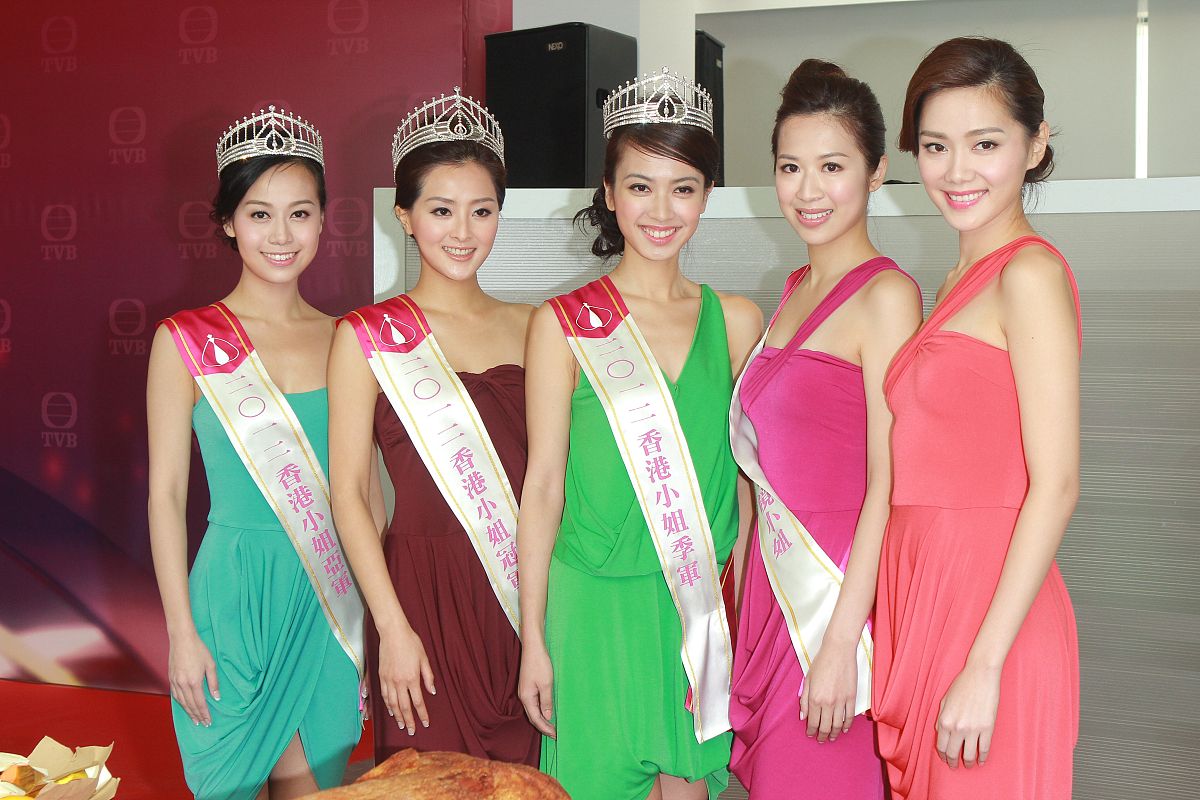 2012年8月27日,香港,2012年香港小姐记者会.张名雅 黄心颖 朱千雪 岑