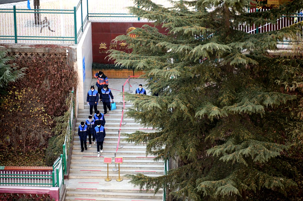 感己赋：文言抒怀，谢己砥砺