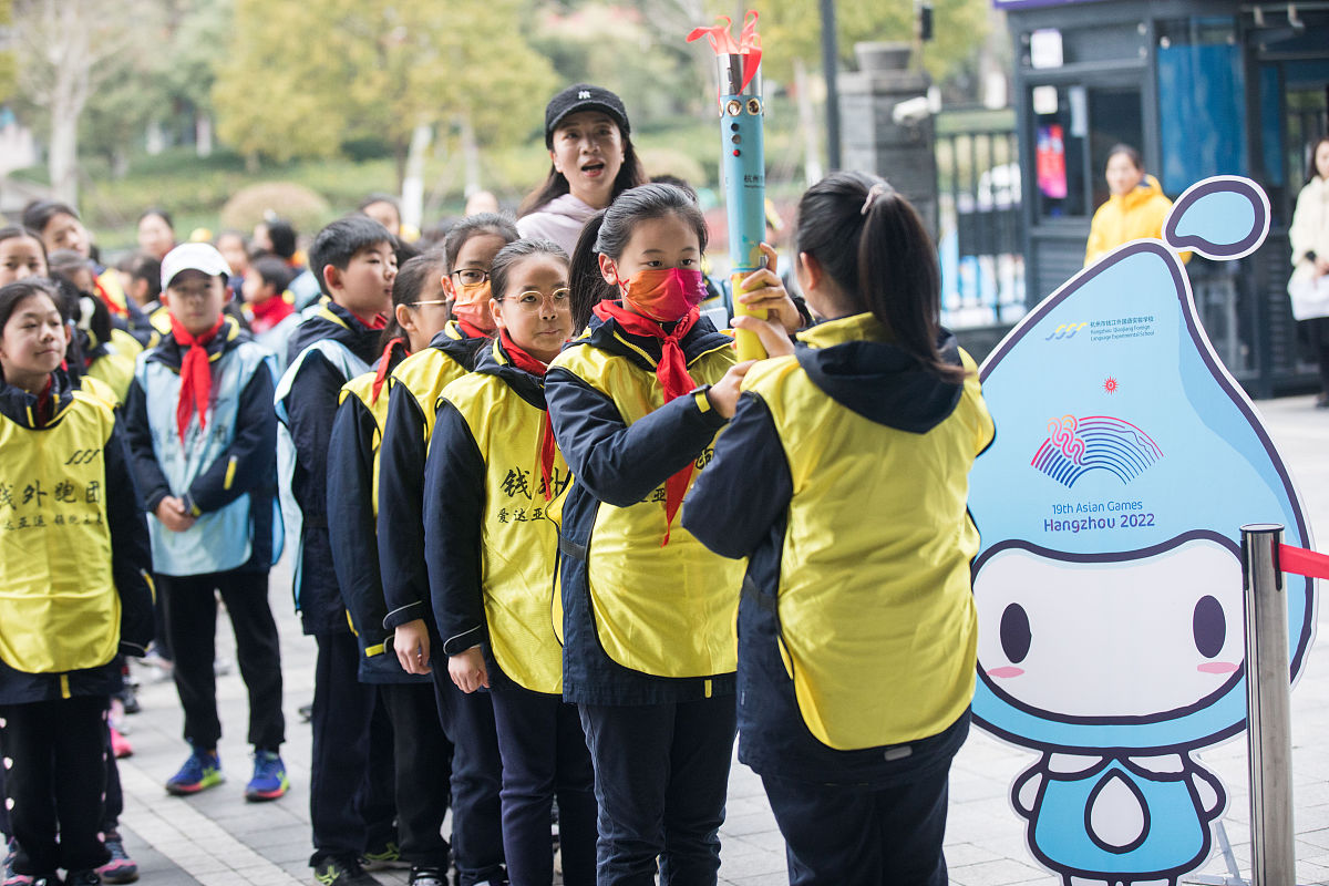 杭州中专学校哪个专业好？2022年热门专业推荐及选择建议