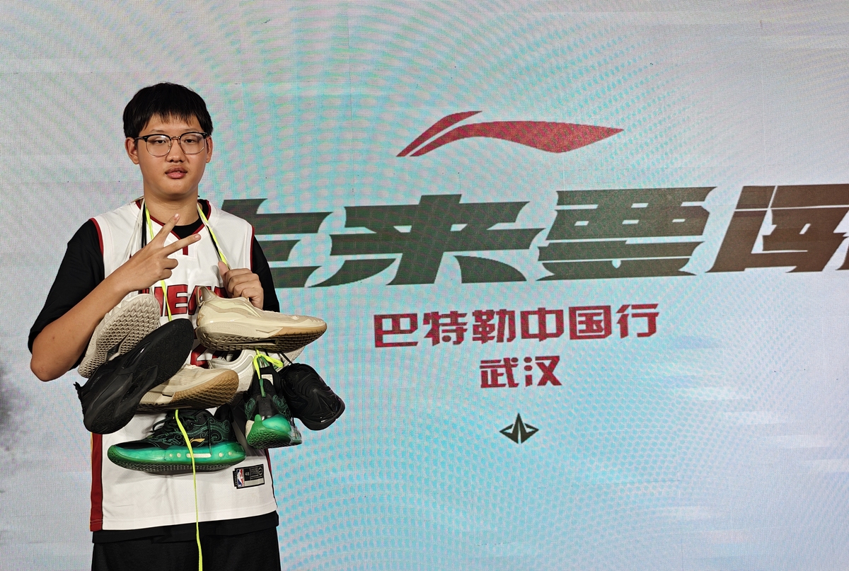 鸿星尔克品牌故事：源于创始人名字，闪耀运动领域