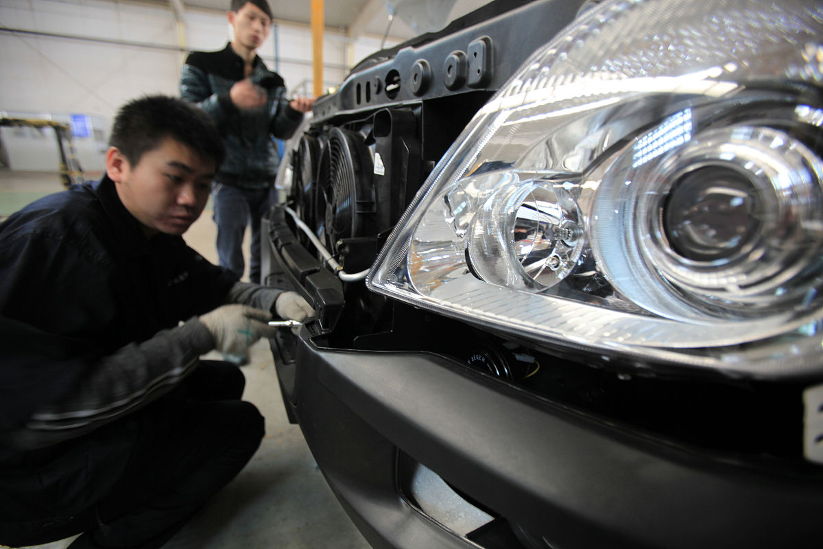 乐山市第一职业高级中学汽车美容与装潢专业招生 - 成为汽车行业专业人才