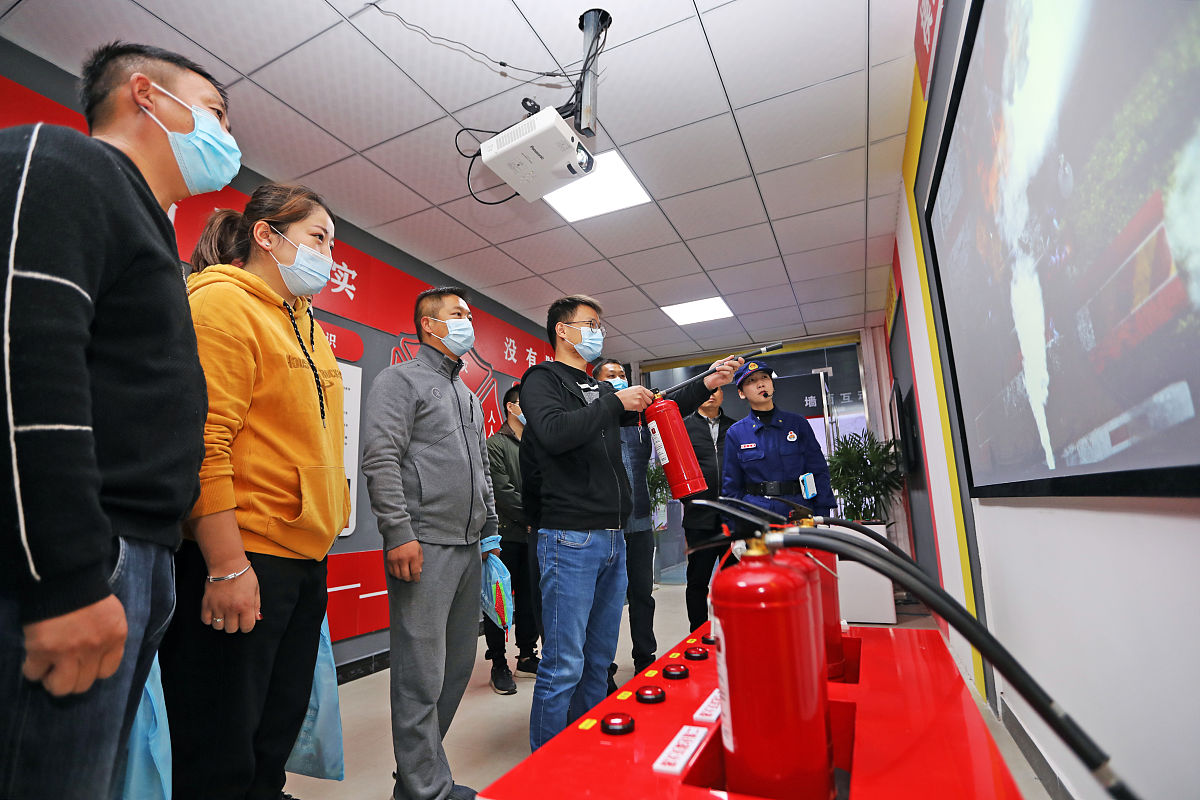 自救互救模拟训练场必备设备和功能