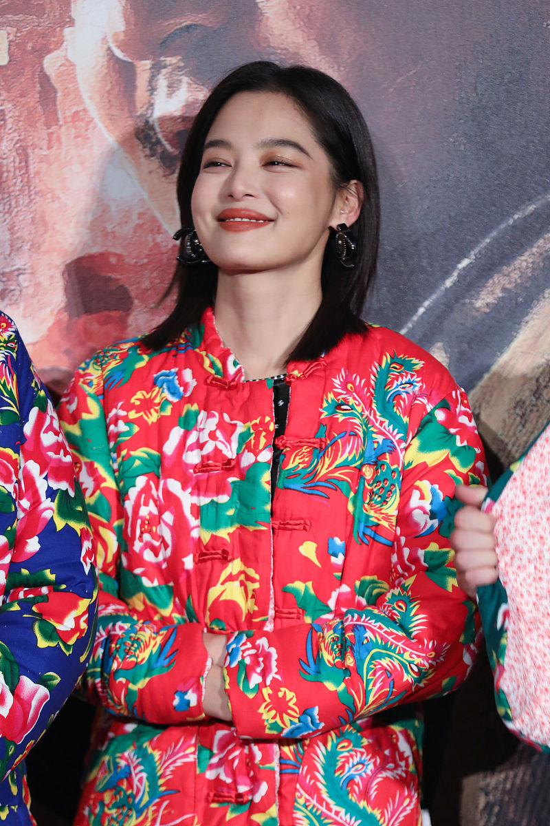 2021年11月28日,北京,电影《古董局中局》首映礼. 辛芷蕾