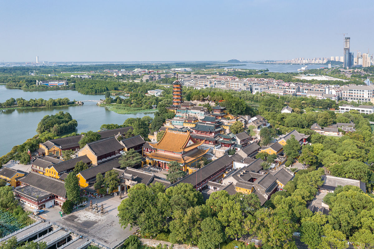 2021年6月23日,江苏镇江,金山风景区.