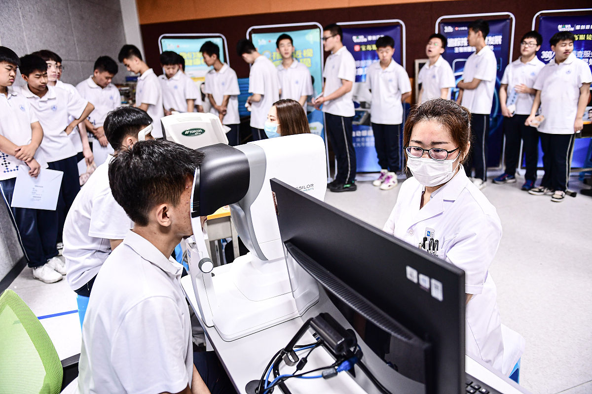 眼视光学专业就业前景 有什么岗位