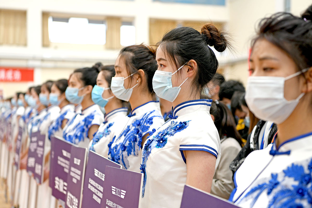 2020年贵阳女生读卫校有前途吗