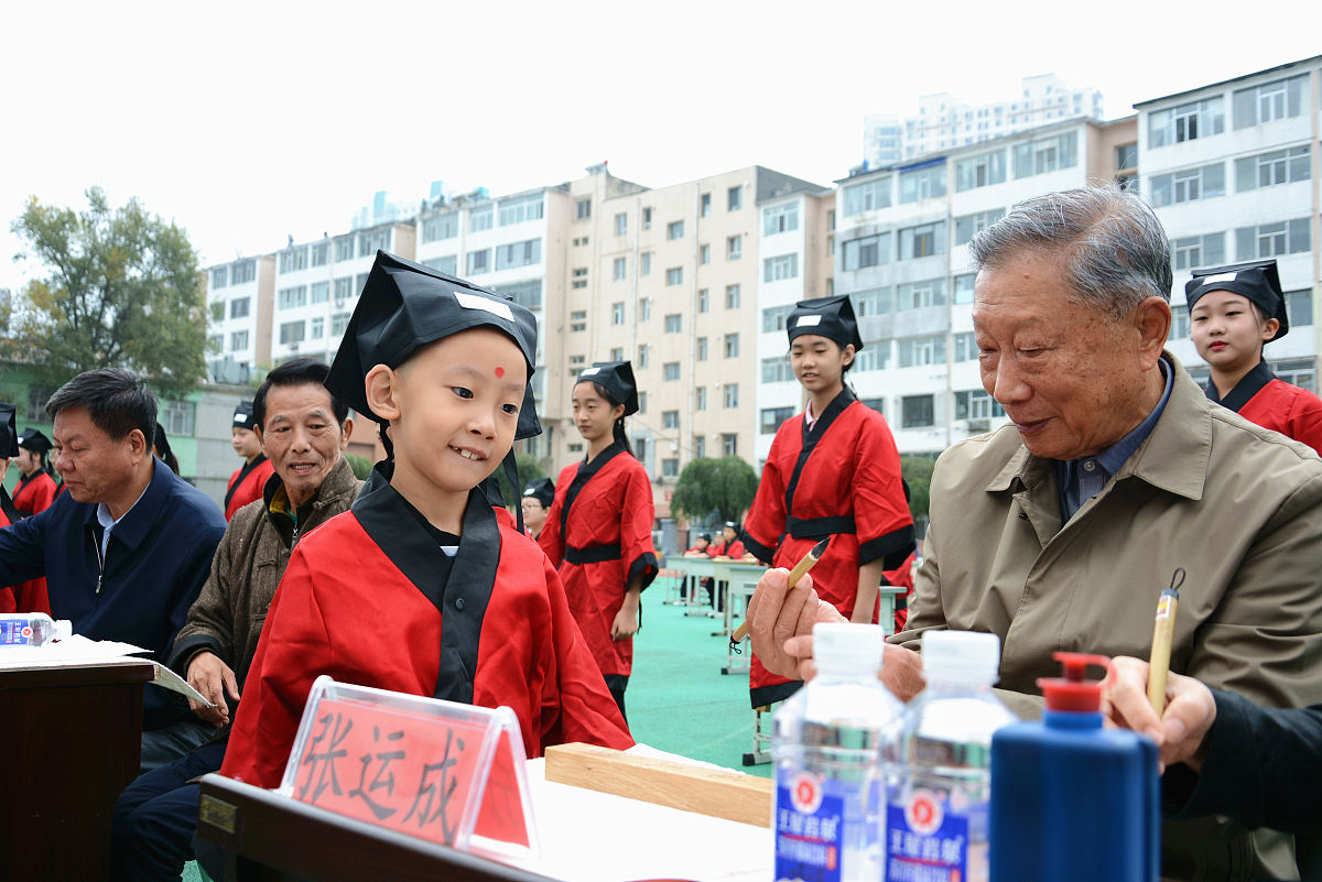 写出形容伤心的五字古诗要求复合古诗标准