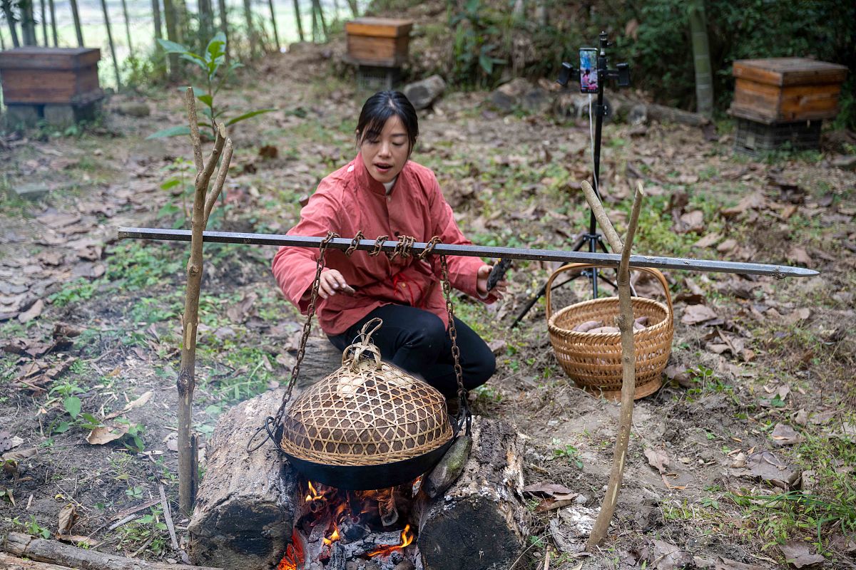 简单干净网名 100个 每个必须带编号并且用pp包裹必须是中文