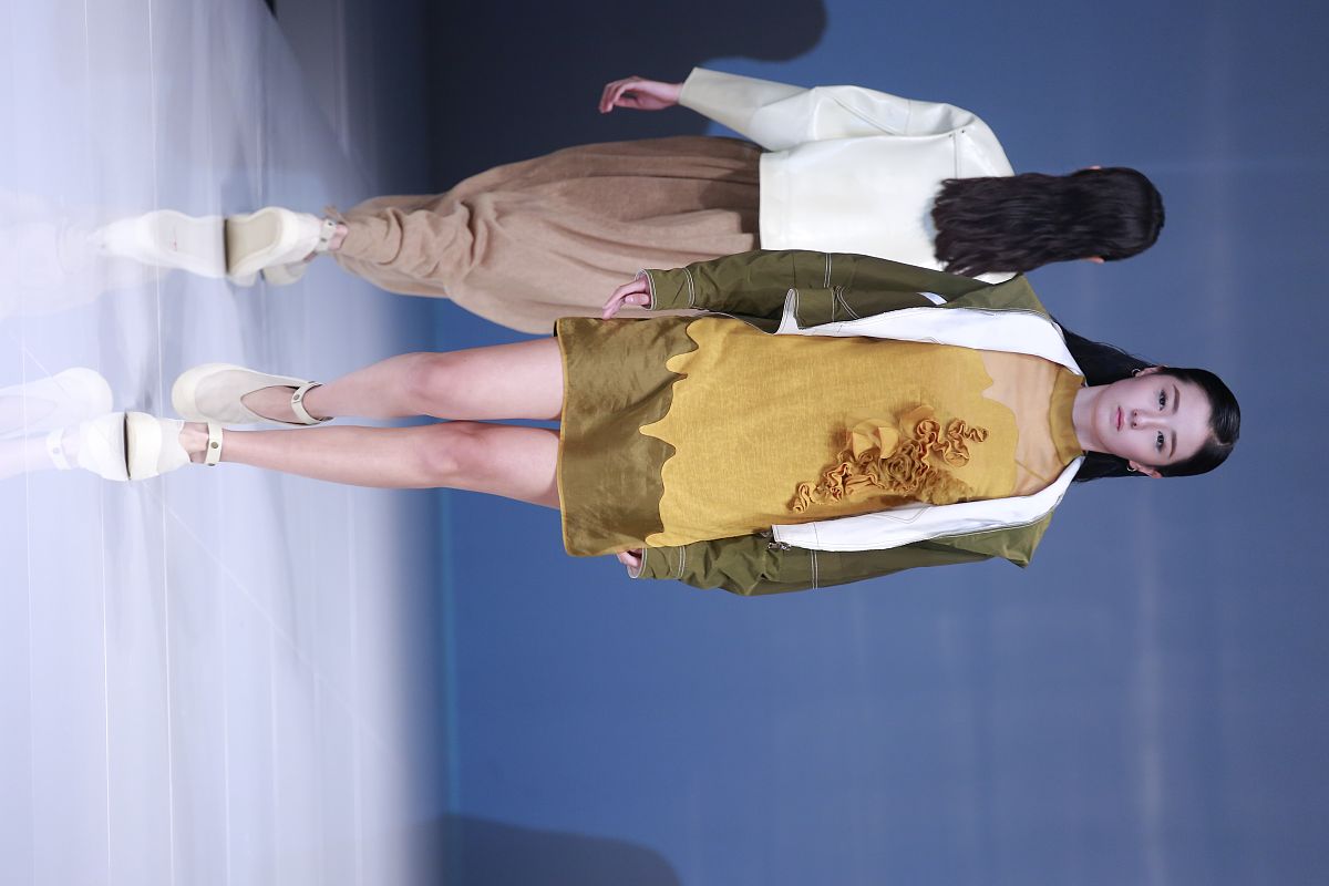 2017年11月4日,北京,2018春夏中国国际时装周:上手花田·任艺 品牌秀