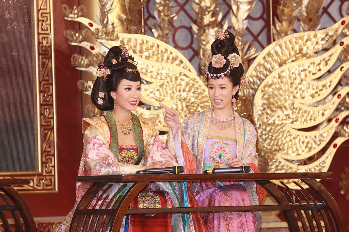 2009年11月29日,香港,《宫心计》大结局直播活动"赢尽满城宫心计"举行