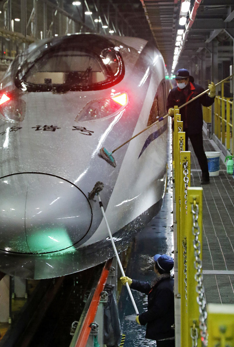 CRH5动车组排污系统工作步骤详解 - 环保高效安全