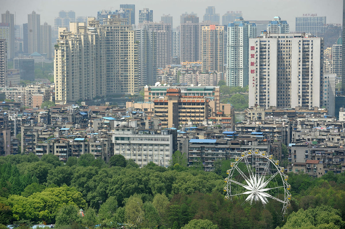 2016年4月11日,武汉城区楼市图片.