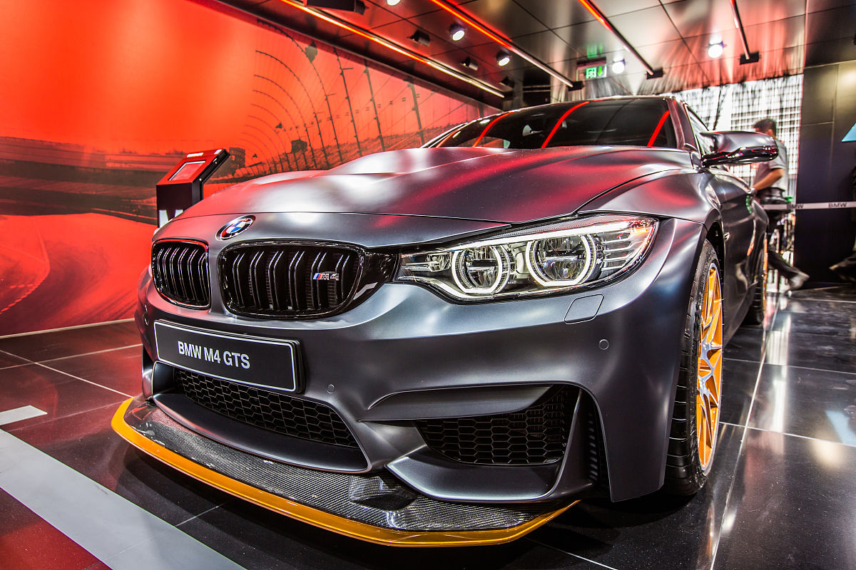 BMW M3 各代亮点与区别：从经典 E30 到最新 G80