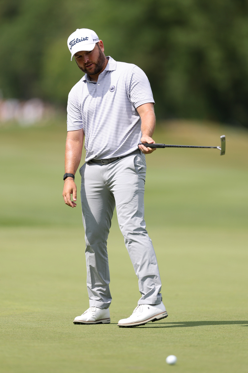 高尔夫专业就业前景：薪资待遇和职业发展方向