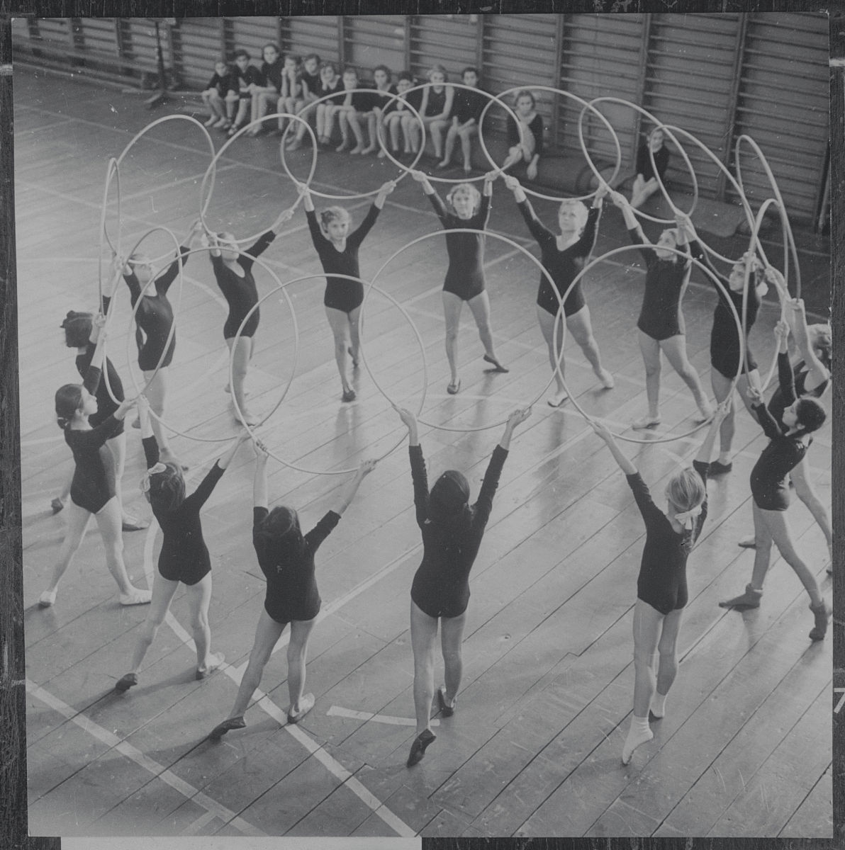 DAG字母组合的单词列表 - 完整清单