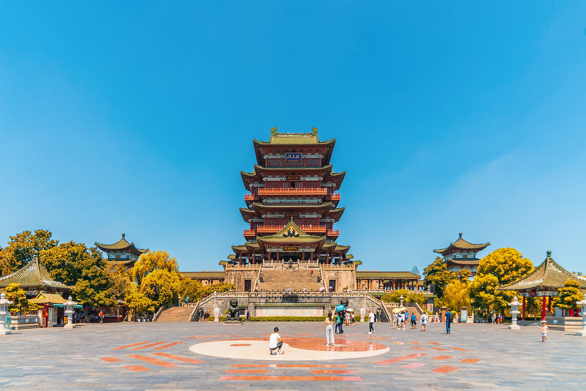 南昌江西媒体曝光求助热线是多少？最管用的曝光平台 要求：创建一篇1500至2000字的解决方案