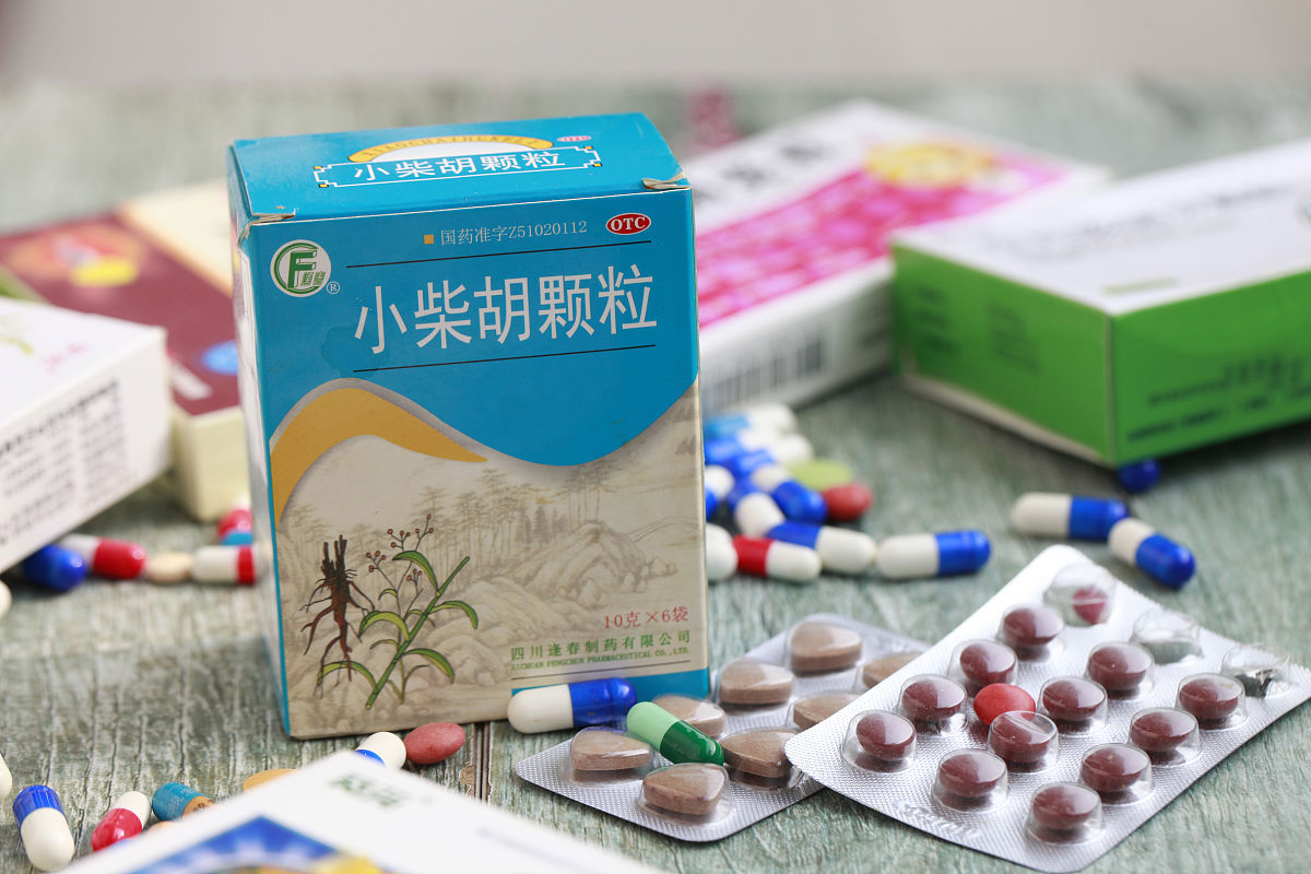 小柴胡颗粒可以在感冒初期把感冒压下去吗