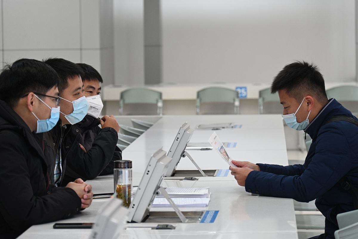 沈阳档案数字化加工公司：专业服务，高效管理