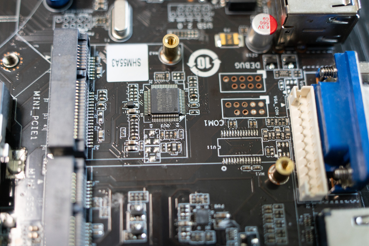 i5-12600KF 与 B660 主板兼容吗？