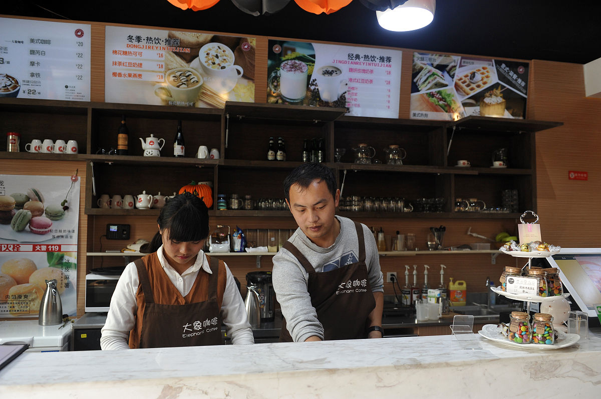奶茶店小白创业指南：如何避开亏损，打造爆款生意？