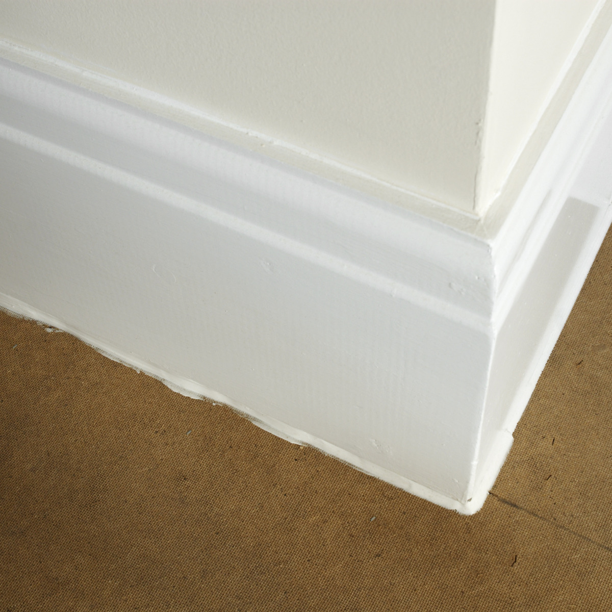 写一篇不少于500词pir夹芯板的制作和用途文章