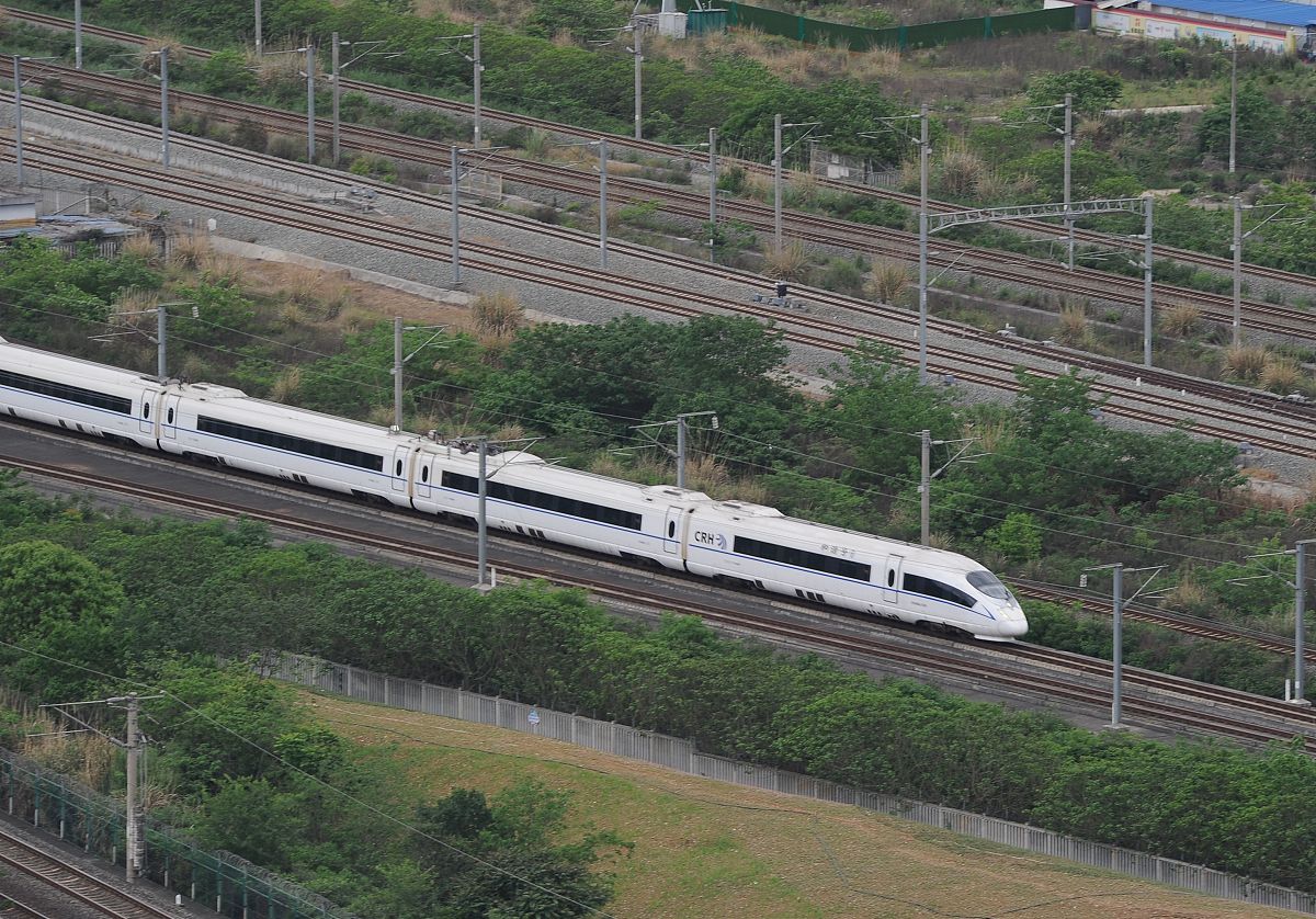 成都市铁路学校解析高铁发展前景怎么样
