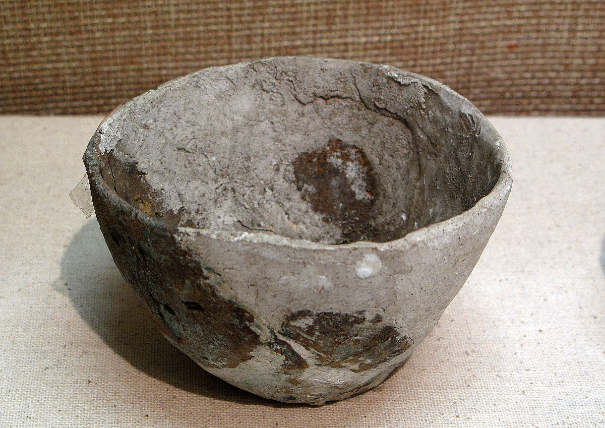 2013年10月05日,陶钵,新石器时代,昂昂溪电机厂遗址出土,黑龙江省齐齐