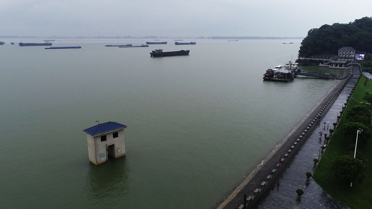 2020年7月6日18时,江西九江,鄱阳湖湖口水文站水位达到19.78米,超警戒