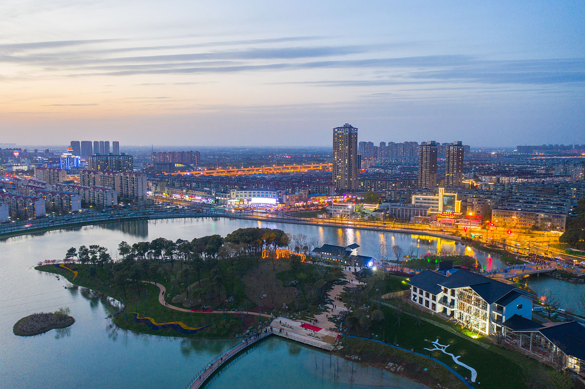 2021年3月21日,南京江北桃湖公园位于盘城街道和大厂街道交界处,园内